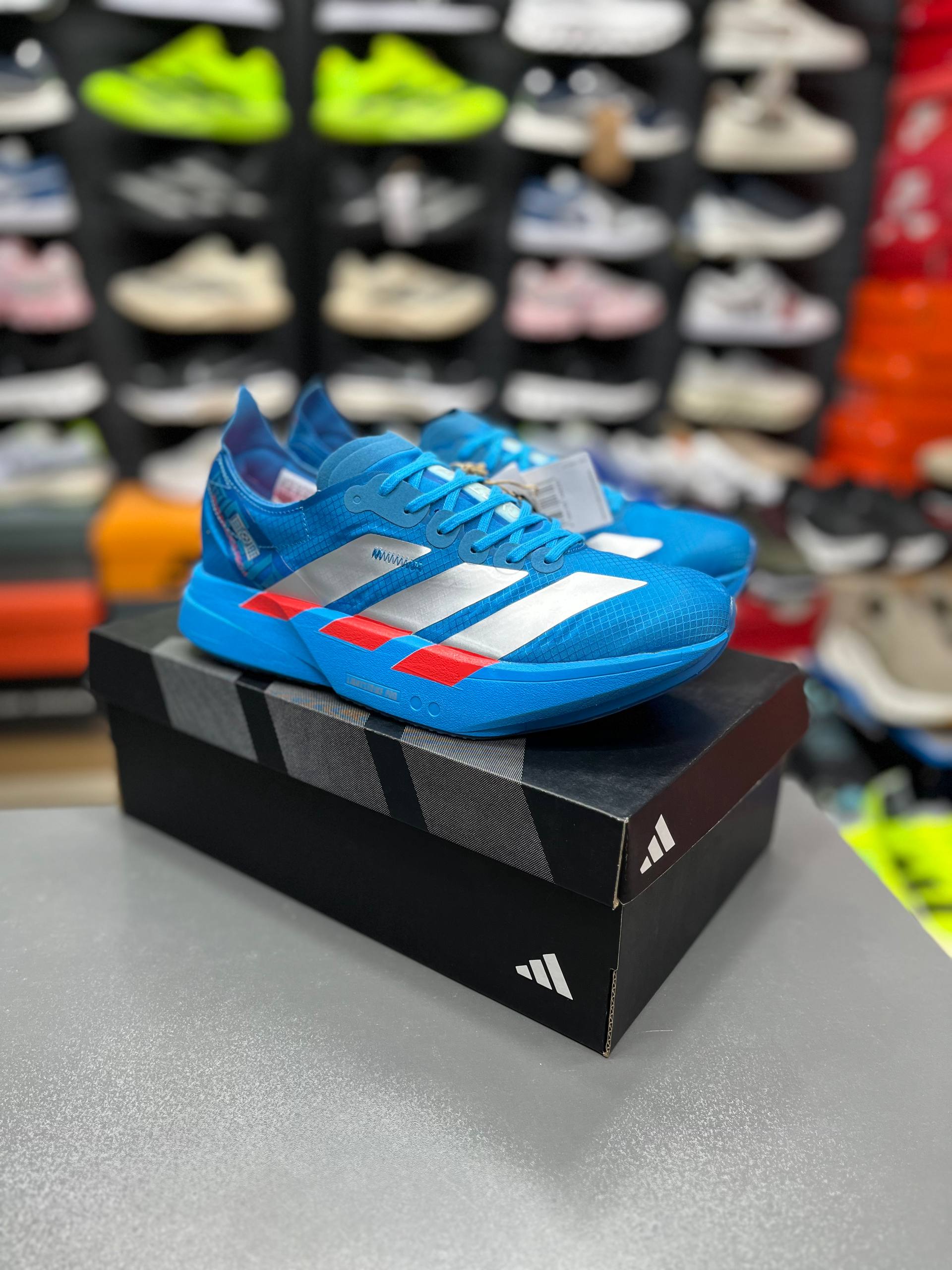کتونی آدیداس آدی زیرو ادیوس پرو 4 مسترکوالیتی/سایز 40 الی 45/Adidas Adizero Adios Pro 4/ فروش عمده و تک