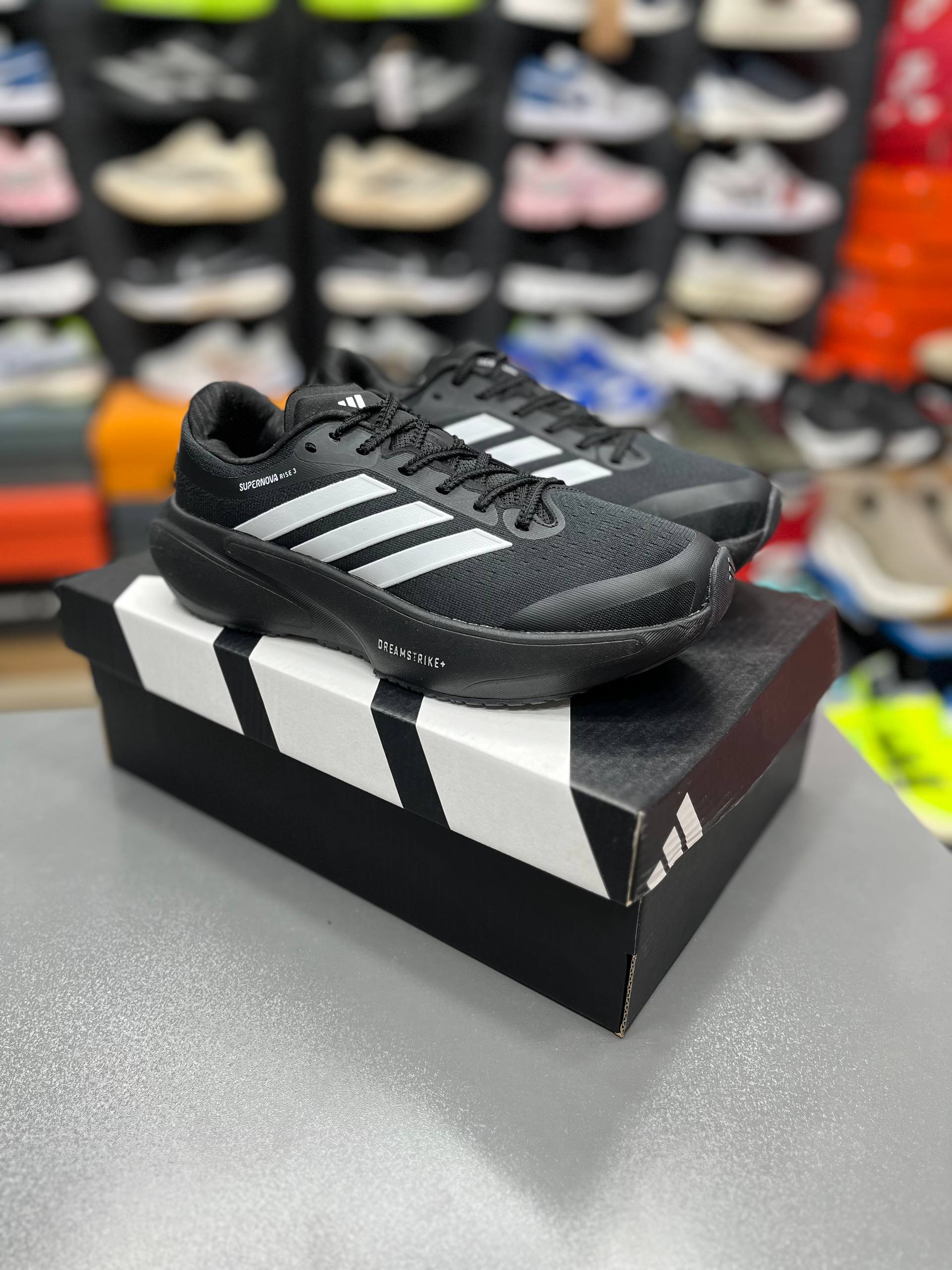 کتونی آدیداس سوپرنوا رایز 3 مسترکوالیتی/سایز 40 الی 45/Adidas Supernova Rise 3/ فروش عمده و تک
