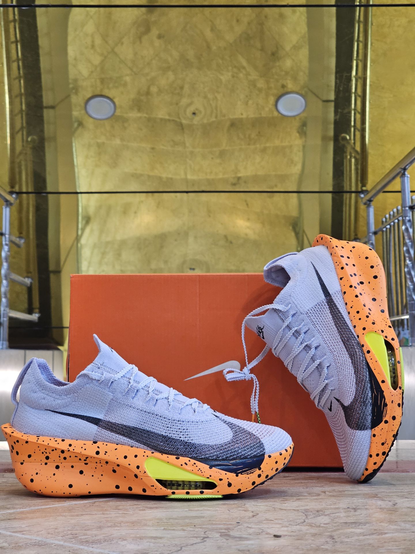 کتونی نایک آلفافلای ۳ مسترکوالیتی / سایز 40 الی 45/Nike Alphafly 3 / فروش عمده و تک