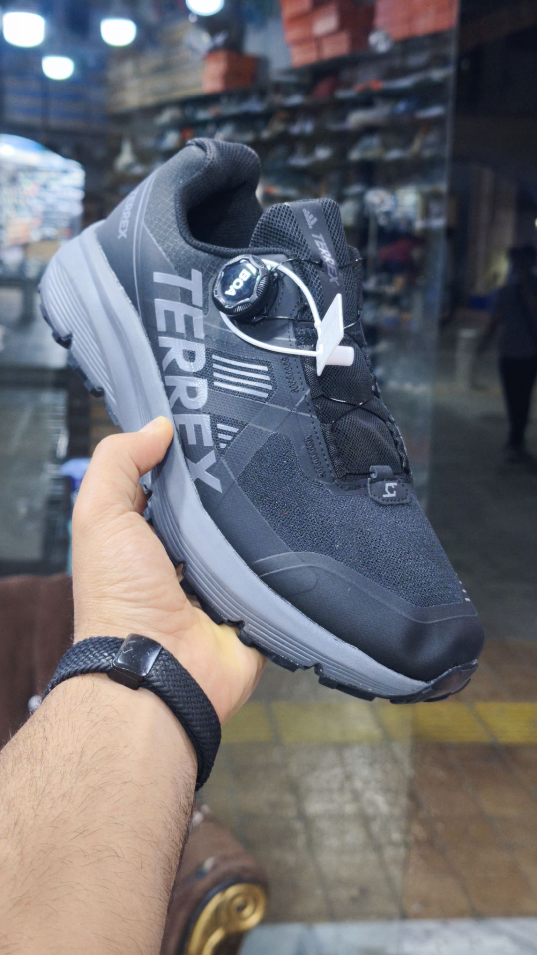کتونی آدیداس ترکس با بند دیسکی مسترکوالیتی /سایز 40 الی 44/Adidas Terrex BOA/ فروش عمده و تک