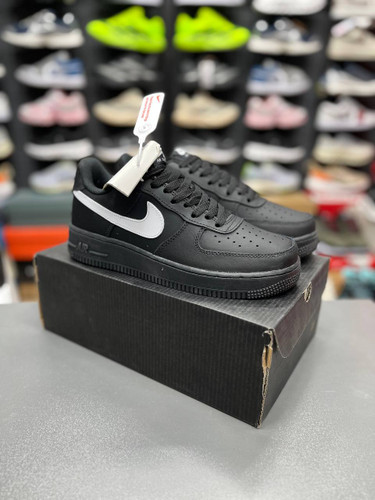 کتونی نایک ایرفورس مسترکوالیتی /Nike Air Force/ست زنانه مردانه/37 تا 45/ فروش عمده و تک