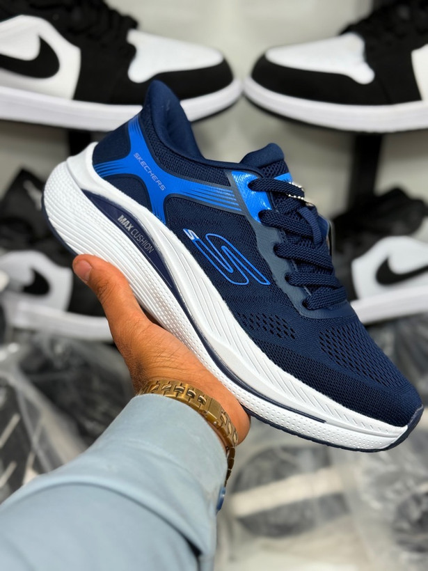 کتونی مردانه اسکیچرز گو واک مسترکوالیتی /سایز 40 الی 45/Skechers Go Walk/ فروش عمده و تک