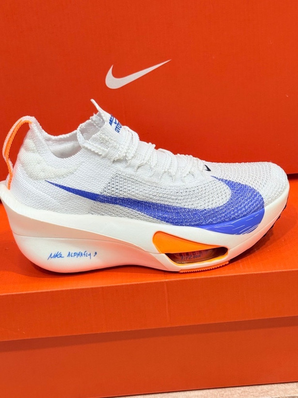 کتونی نایک آلفافلای ۳ مسترکوالیتی / سایز 37 الی 40/Nike Alphafly 3 / فروش عمده و تک