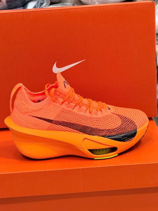 کتونی نایک آلفافلای ۳ مسترکوالیتی / سایز 37 الی 40/Nike Alphafly 3 / فروش عمده و تک