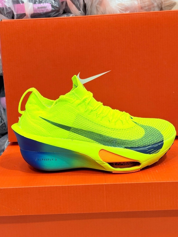 کتونی نایک آلفافلای ۳ مسترکوالیتی / سایز 37 الی 40/Nike Alphafly 3 / فروش عمده و تک