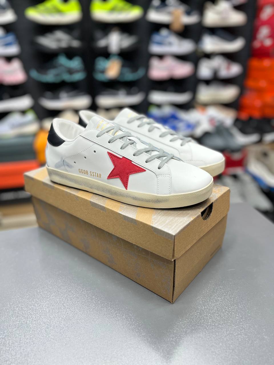 کتونی گلدن گوس سوپراستار مسترکوالیتی/سایز 40 الی 45/Golden Goose Super-Star / فروش عمده و تک