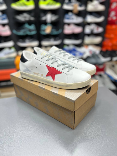 کتونی گلدن گوس سوپراستار مسترکوالیتی/سایز 40 الی 45/Golden Goose Super-Star / فروش عمده و تک